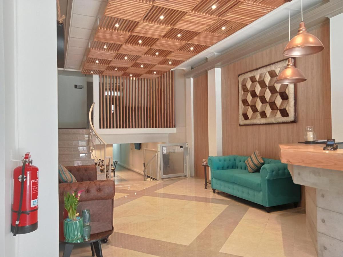 Hotel Gavina Express أريكا المظهر الخارجي الصورة